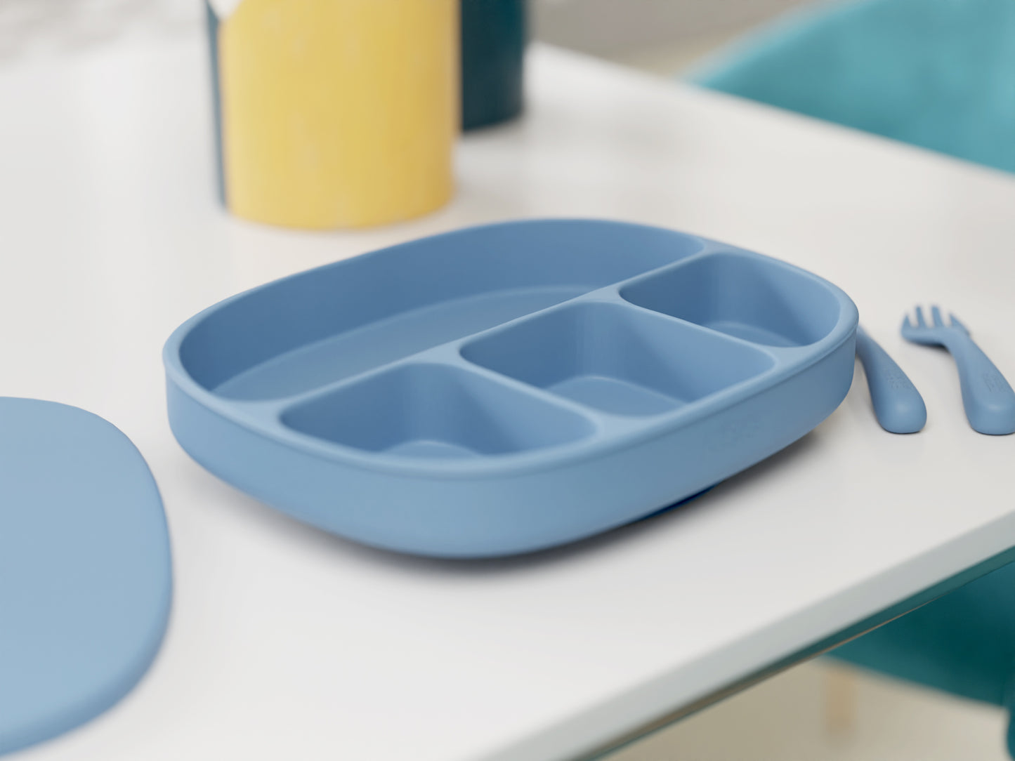
                  
                    4 Section Silicone Tray Set with Suction Base, Spoon, and Fork
                  
                