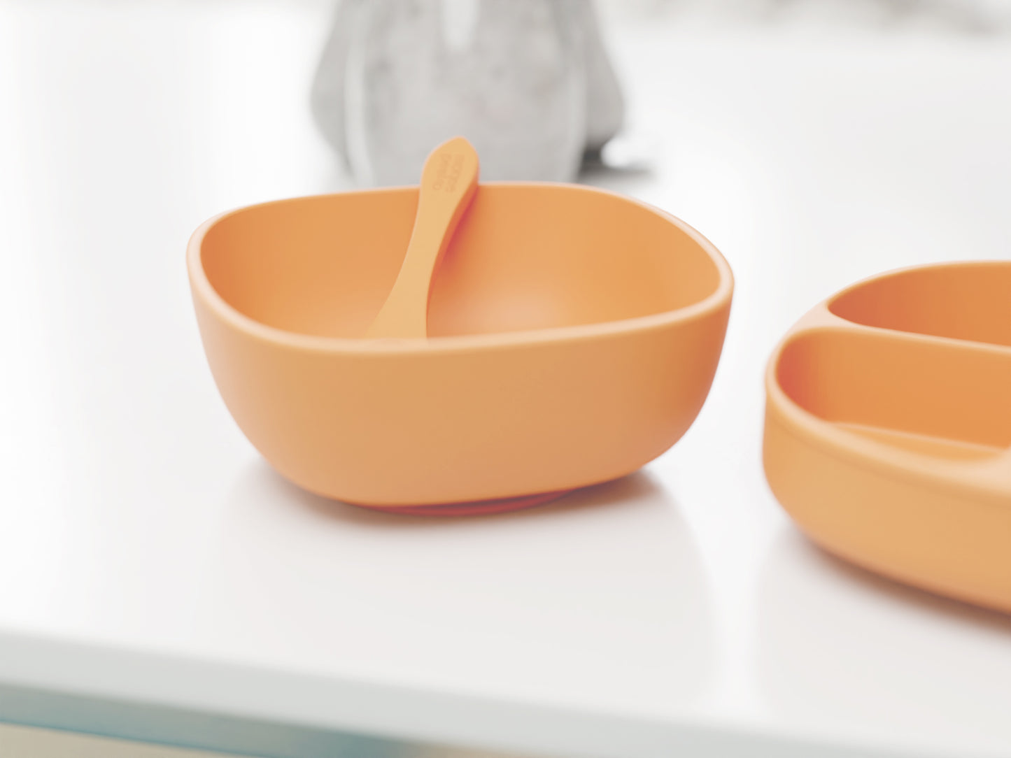 
                  
                    3-Piece Feeding Set in Baby Apricot - The Ultimate Led Weaning Ensemble
                  
                
