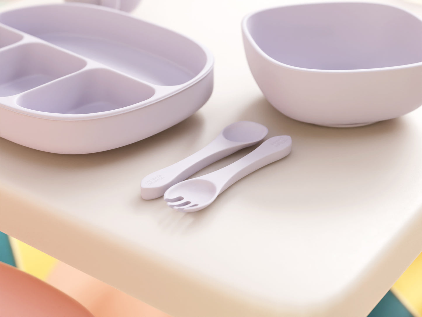 
                  
                    5-Piece Sweet Lilac Feeding Set - Simplicity Meets Safety for Led Weaning
                  
                